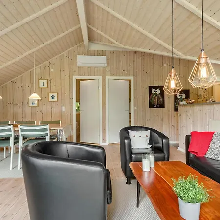 Gorgeous In With Kitchen * Ansager